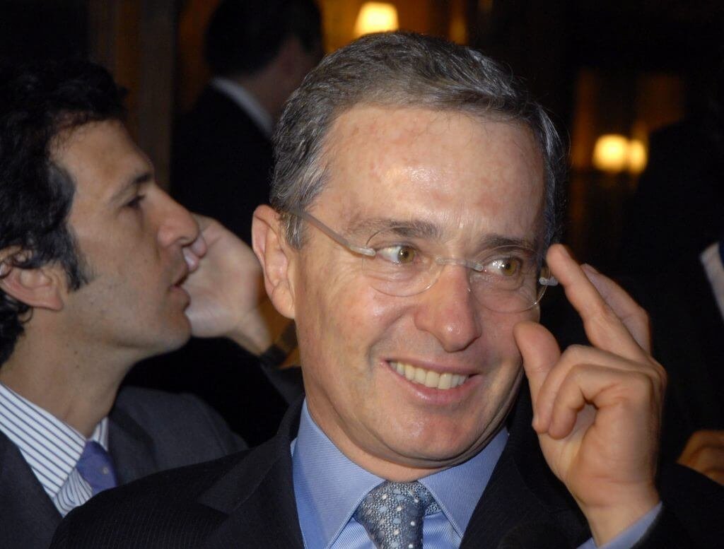 ¿Conocía Álvaro Uribe las objeciones a la JEP antes de que Duque las anunciara?
