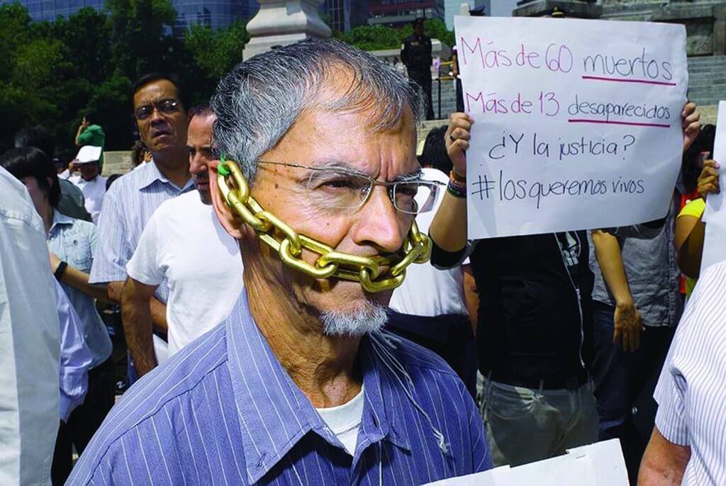 Así atacan al periodismo desde todos los frentes