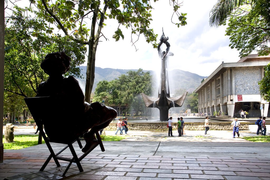 El SÍ de la academia al plebiscito por la paz
