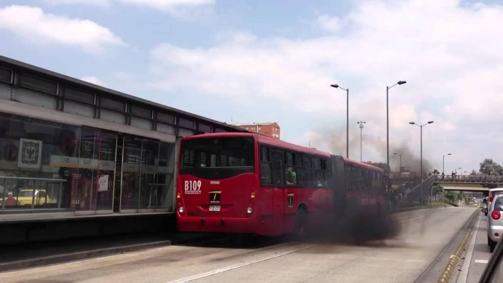 Peñalosa nos jodió con buses contaminantes hasta 2031
