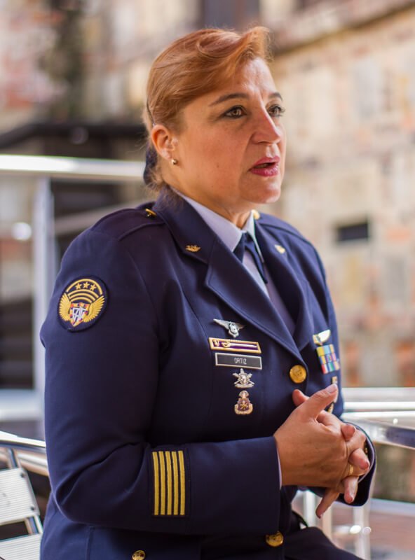 “La guerra trata de arrebatarle a uno su esencia de mujer”, suboficial Diana Ortiz