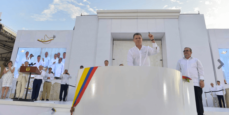 “Señores de las Farc, bienvenidos a la democracia”: 10 frases de Santos en la firma del acuerdo