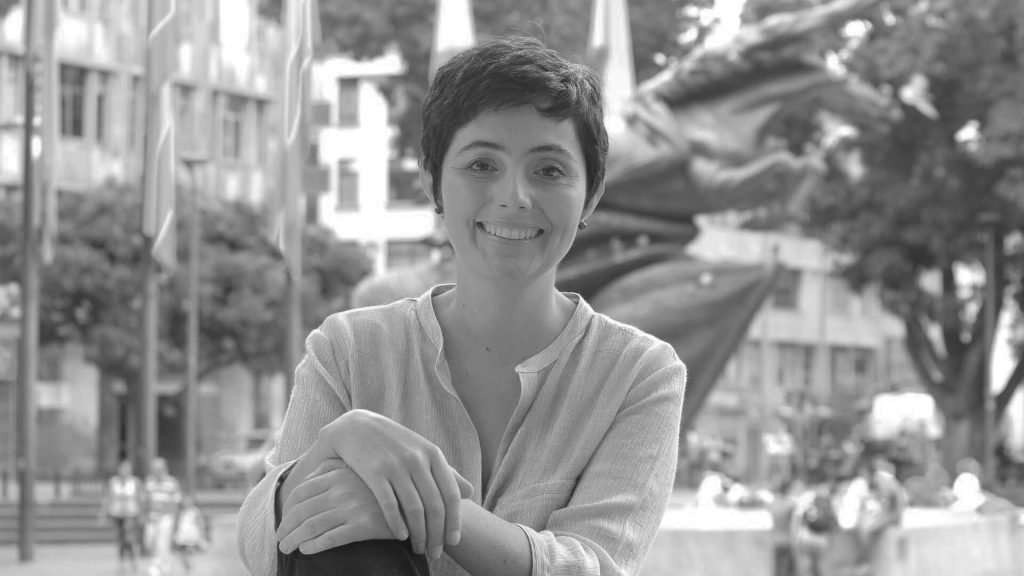 La tenacidad de una historiadora que se resiste al silencio