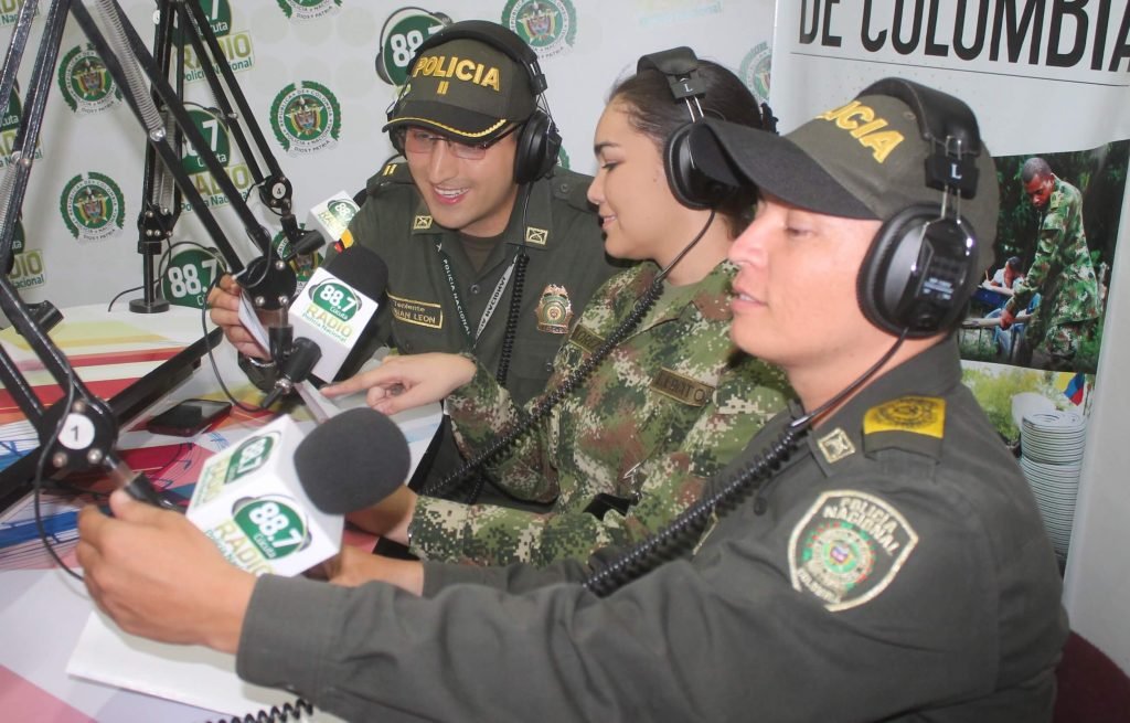 Las emisoras de la Fuerza Pública mandan un mensaje de paz