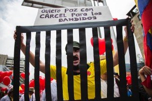 Guía práctica para desarmar el miedo a la paz de La Habana