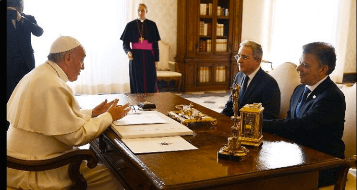 ¿La foto de la década?: el Papa reunió a Santos y a Uribe en el Vaticano