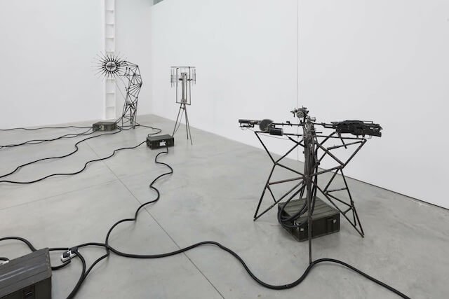 DISARM: Pedro Reyes convierte armas en instrumentos musicales