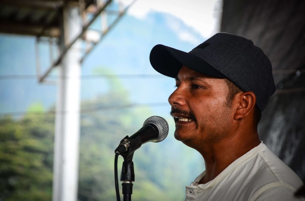 “A Colombia no tenía por qué haberle pasado esto”: comandante del sexto frente de las Farc