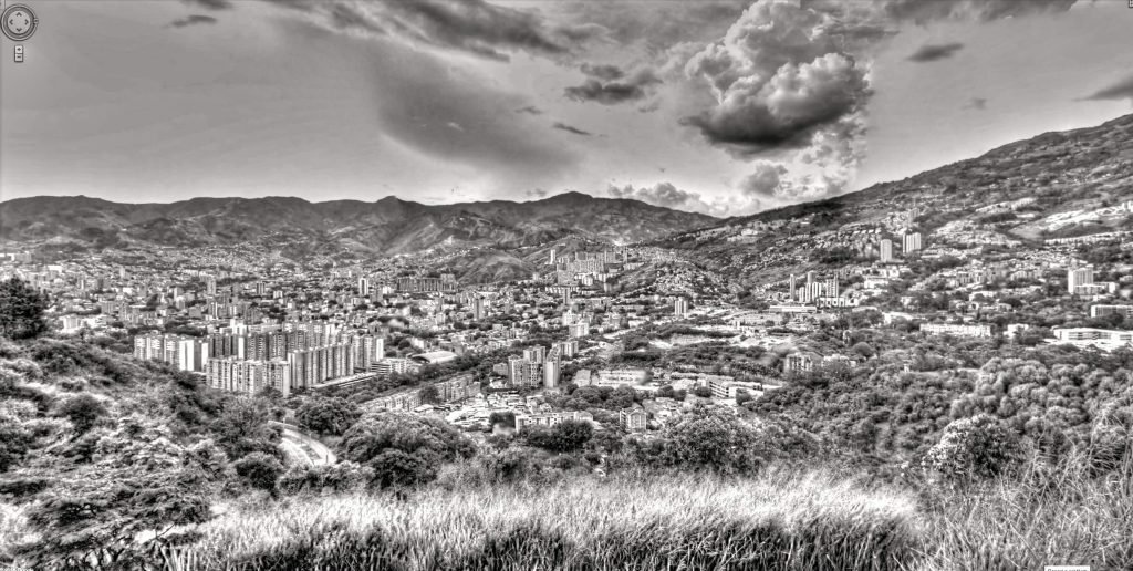 ¿Devolverá Medellín las casas despojadas durante el conflicto?
