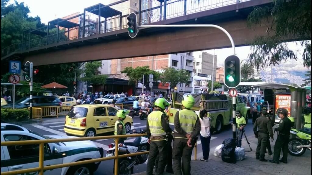 Petardo en Medellín, ¿incumplimiento del cese o acción desorientadora?