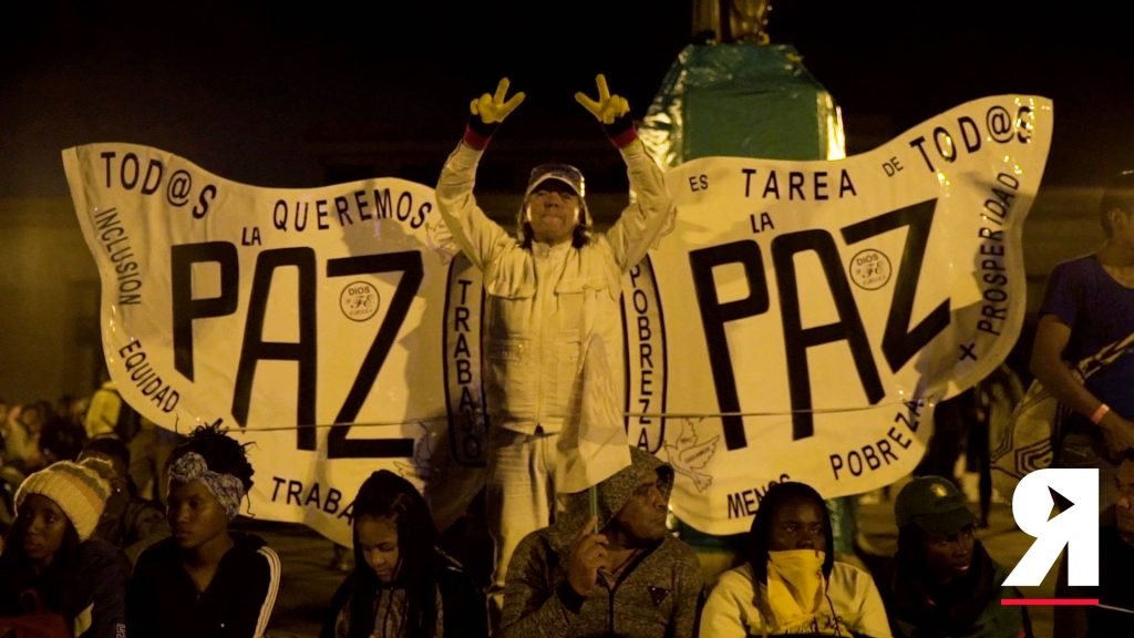 ‘El proceso de paz sacó la guerra, pero quedó la pelea por la tierra’: el grito de los líderes en Bogotá
