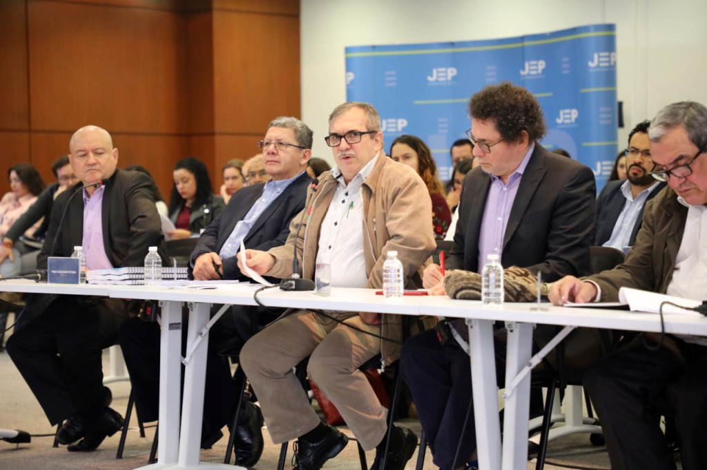 Primer paso: cúpula de las Farc reconoce su responsabilidad en los secuestros