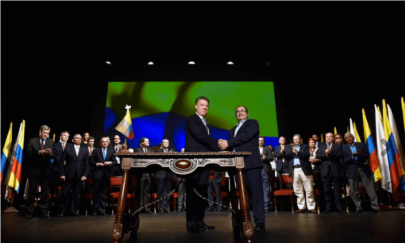 En Colombia la paz la están haciendo sólo los hombres