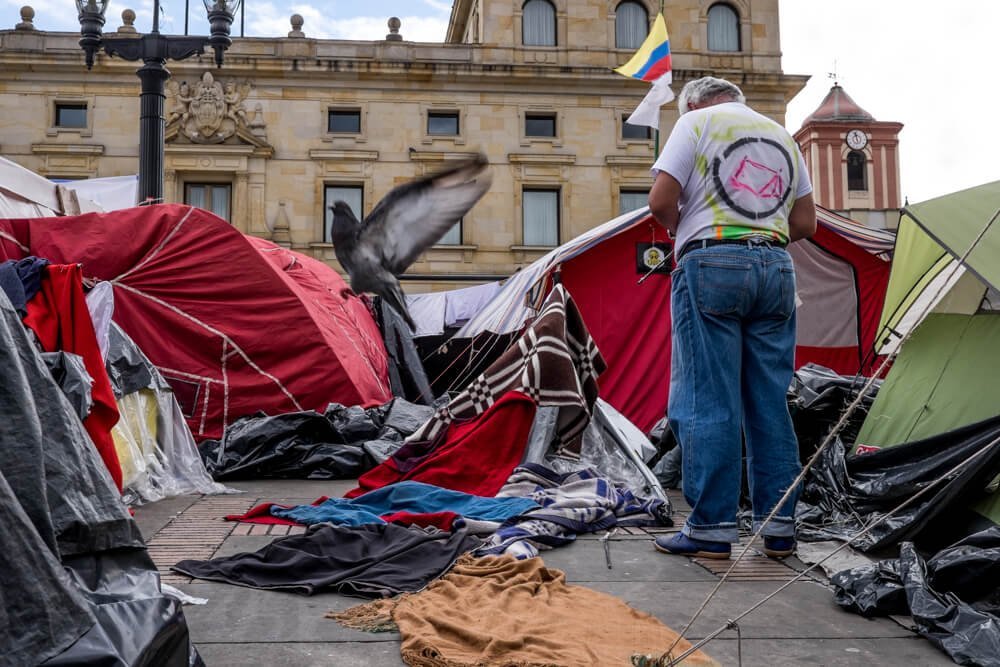 En imágenes: así intentaron desalojar el Campamento por la Paz