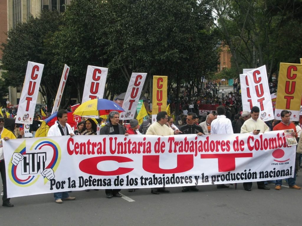 El Gobierno creó una mesa para negociar la reparación con los sindicalistas