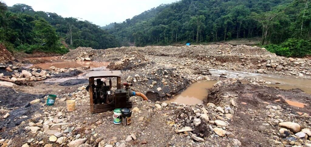 Minería ilegal en perú