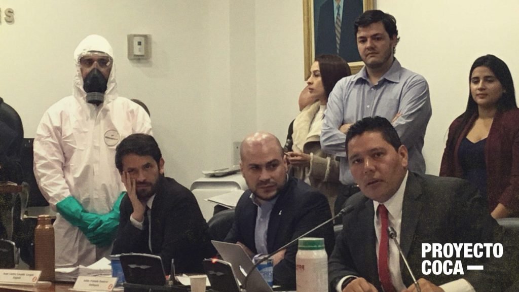 Las 7 preguntas sobre coca con las que Harry González corchó al Gobierno