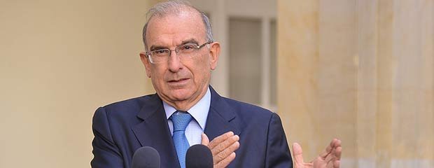 ‘Necesitamos a los jóvenes para acabar el odio’: Humberto de la Calle