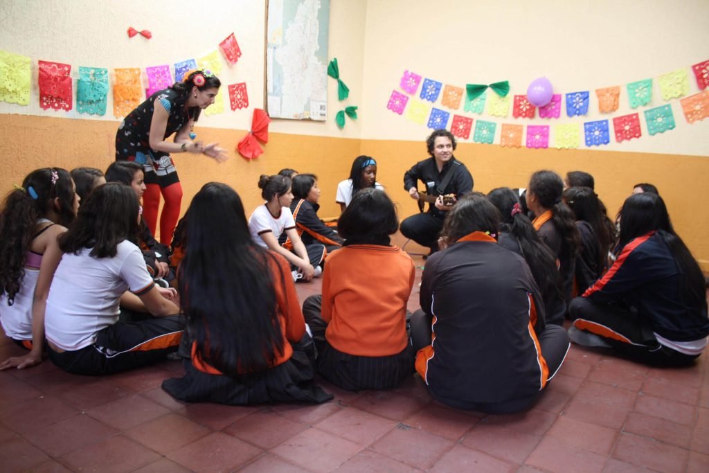 Miguel, el niño que cambió la historia con su guitarra