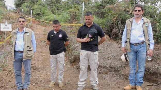 El Ejército regañó al comandante de Desminado por una foto con jefes de las Farc