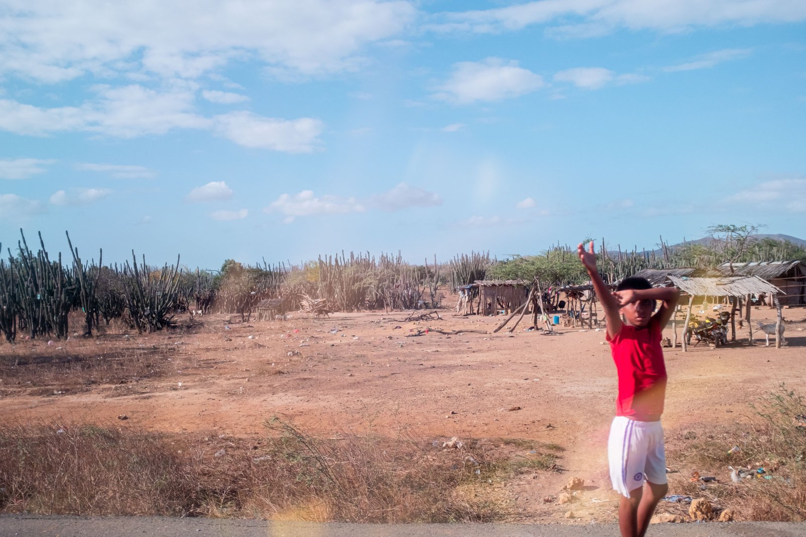 Los peajes humanos de la Alta Guajira. Un cobro en especie, con agua y comida