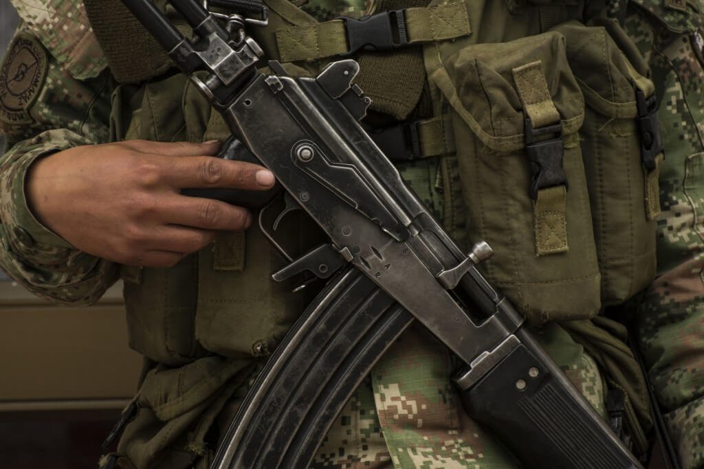 Hace pocos meses, el Ejército perdió uno de sus hombres tras pisar una mina. Foto por Alejandra Gómez