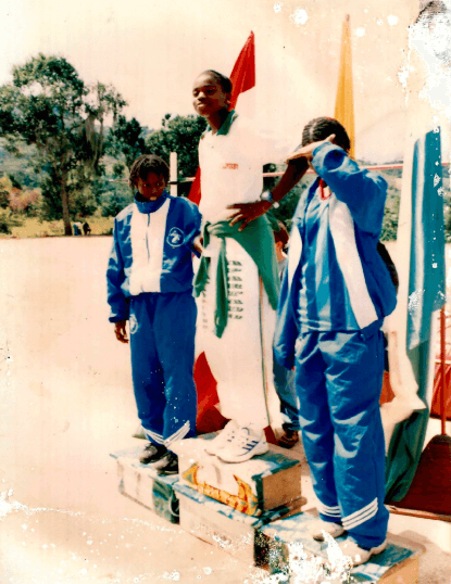 Caterine Ibargüen como campeona de atletismo en su adolescencia. Foto: cortesía.