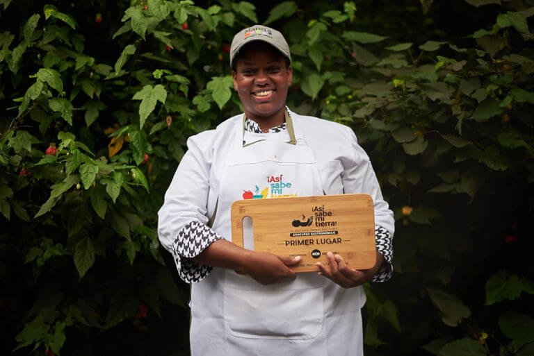 Enith Johana Mosquera, ganó el concurso con su propuesta de sabores del mar. Foto: Daniela Echeverry (Iris) | ¡Pacifista!