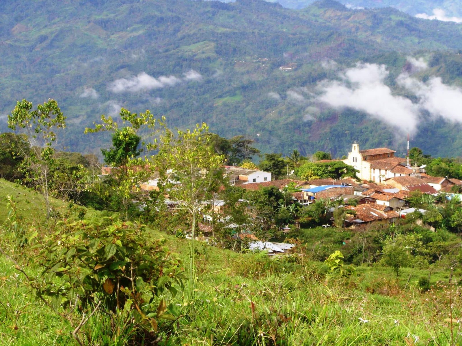 Así repararán a uno de los pueblos que vio nacer al paramilitarismo