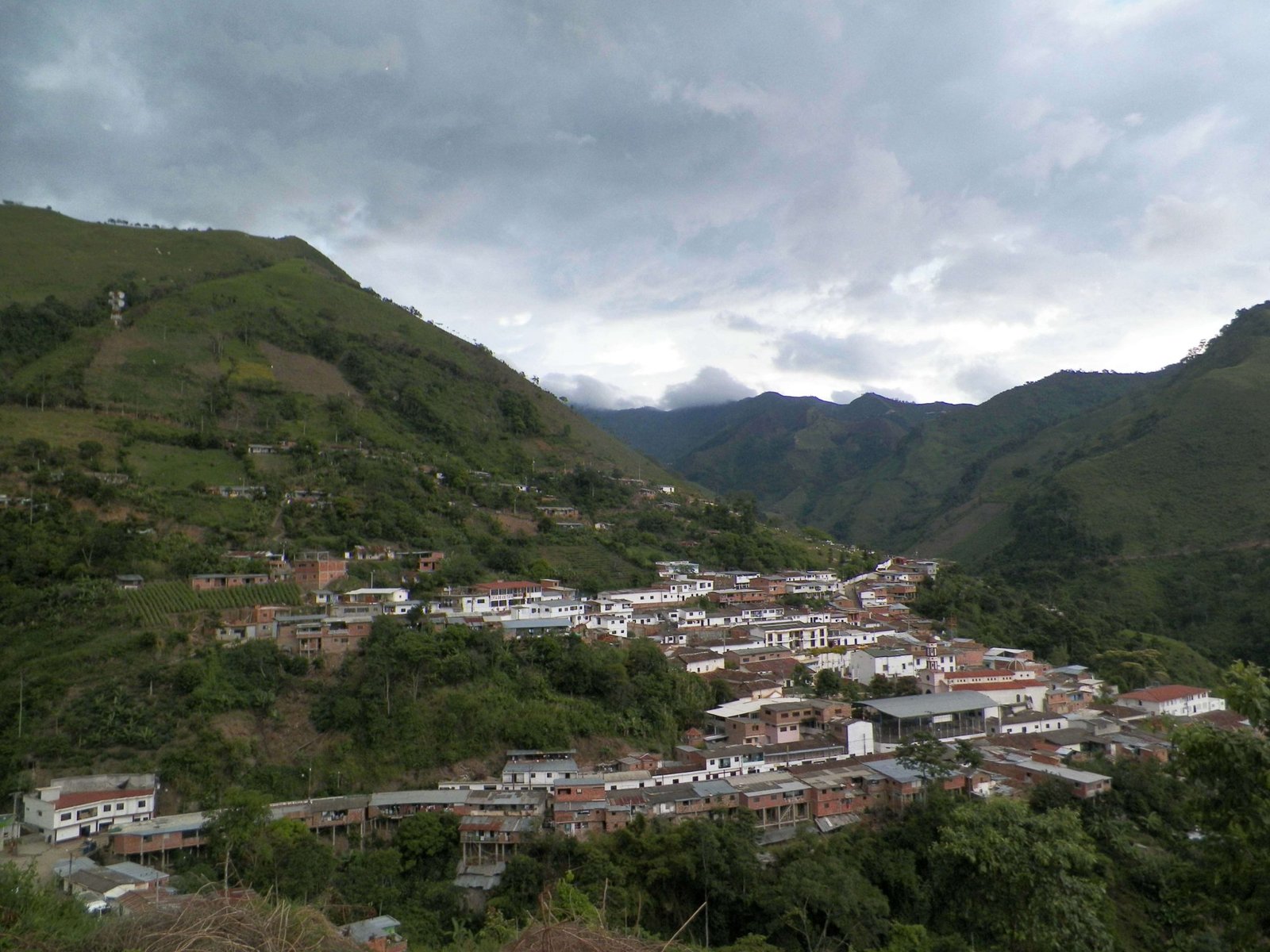 Panorámica de Hacarí, uno de los municipios más afectados durante el paro armado.