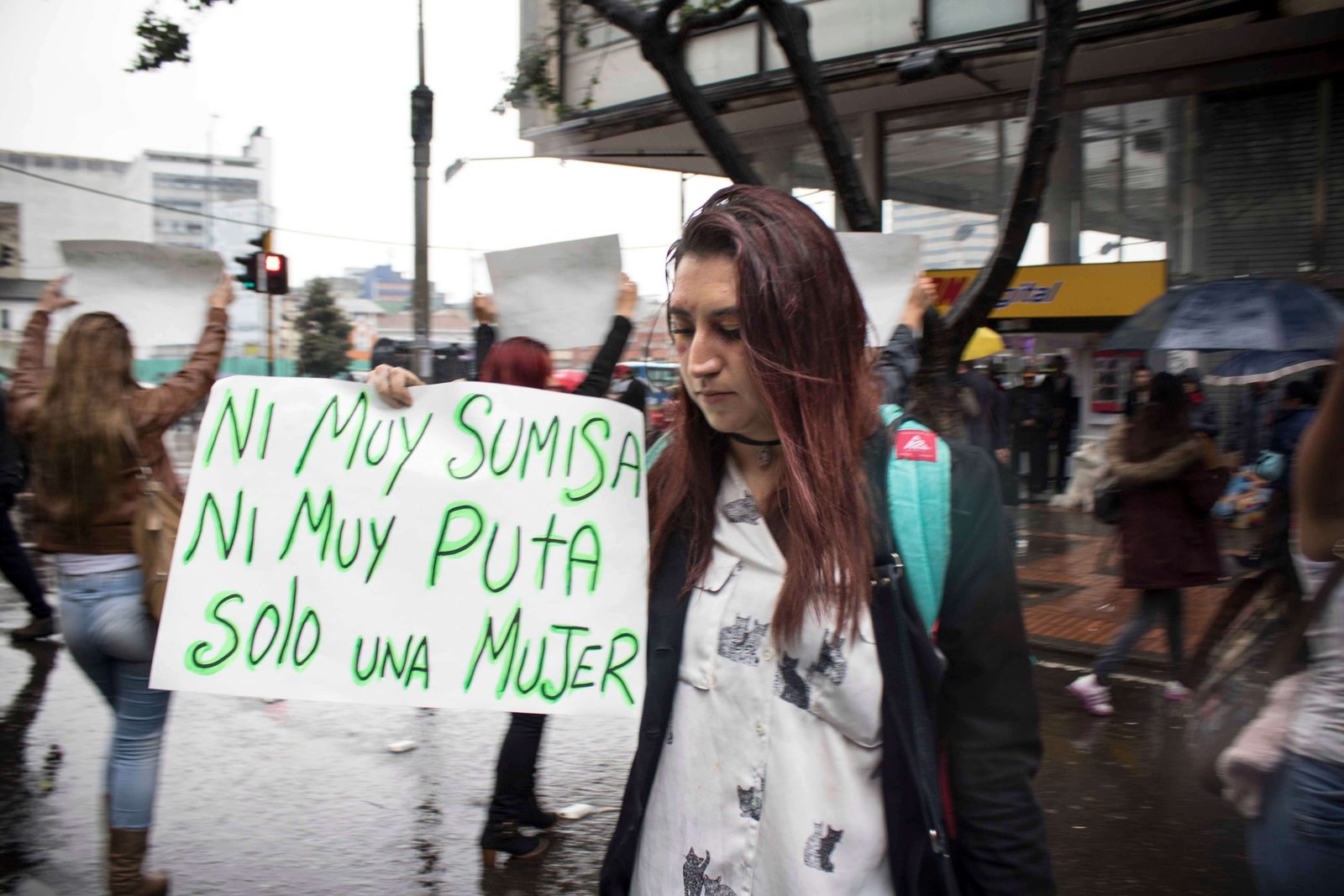 Un grupo de mujeres que, en su momento, fueron agredidas, salieron a las calles para protestar. Foto: Aitor Sáez.