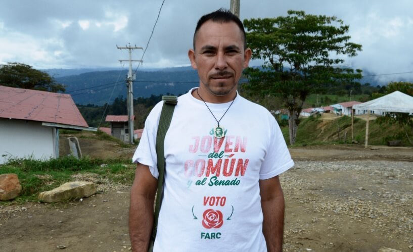Giancarlo ahora trabaja en la cooperativa agropecuaria y con el partido político Farc.