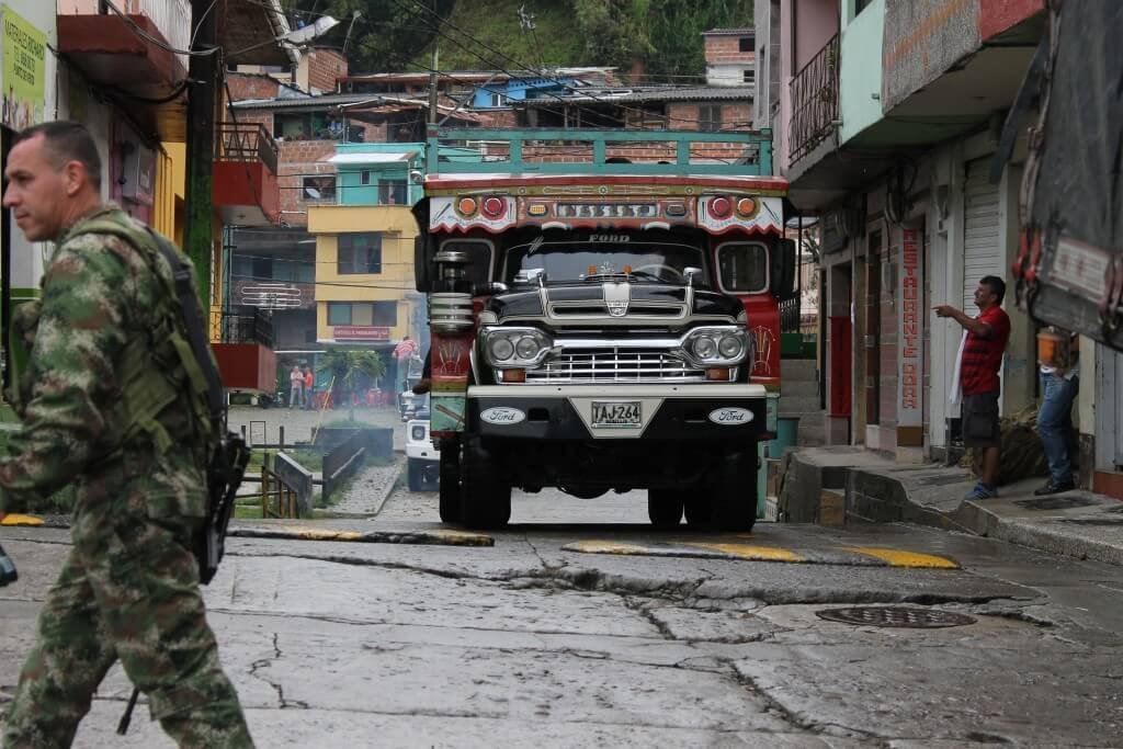 chiva-y-militar