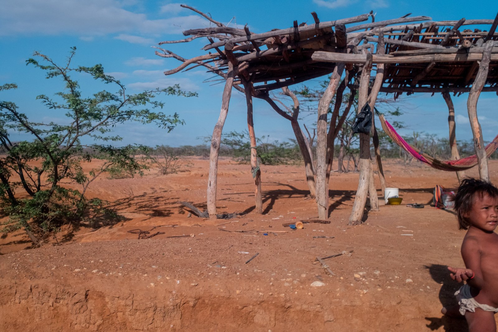 Los peajes humanos de la Alta Guajira. Un cobro en especie, con agua y comida